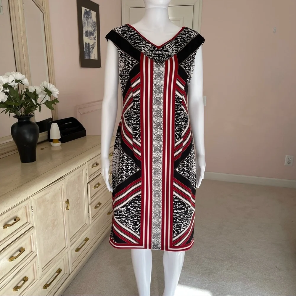 Maggy L Women’s Sleeveless V-neck Geometric Sheath  Midi Dress size 8 - Picture 6 of 14